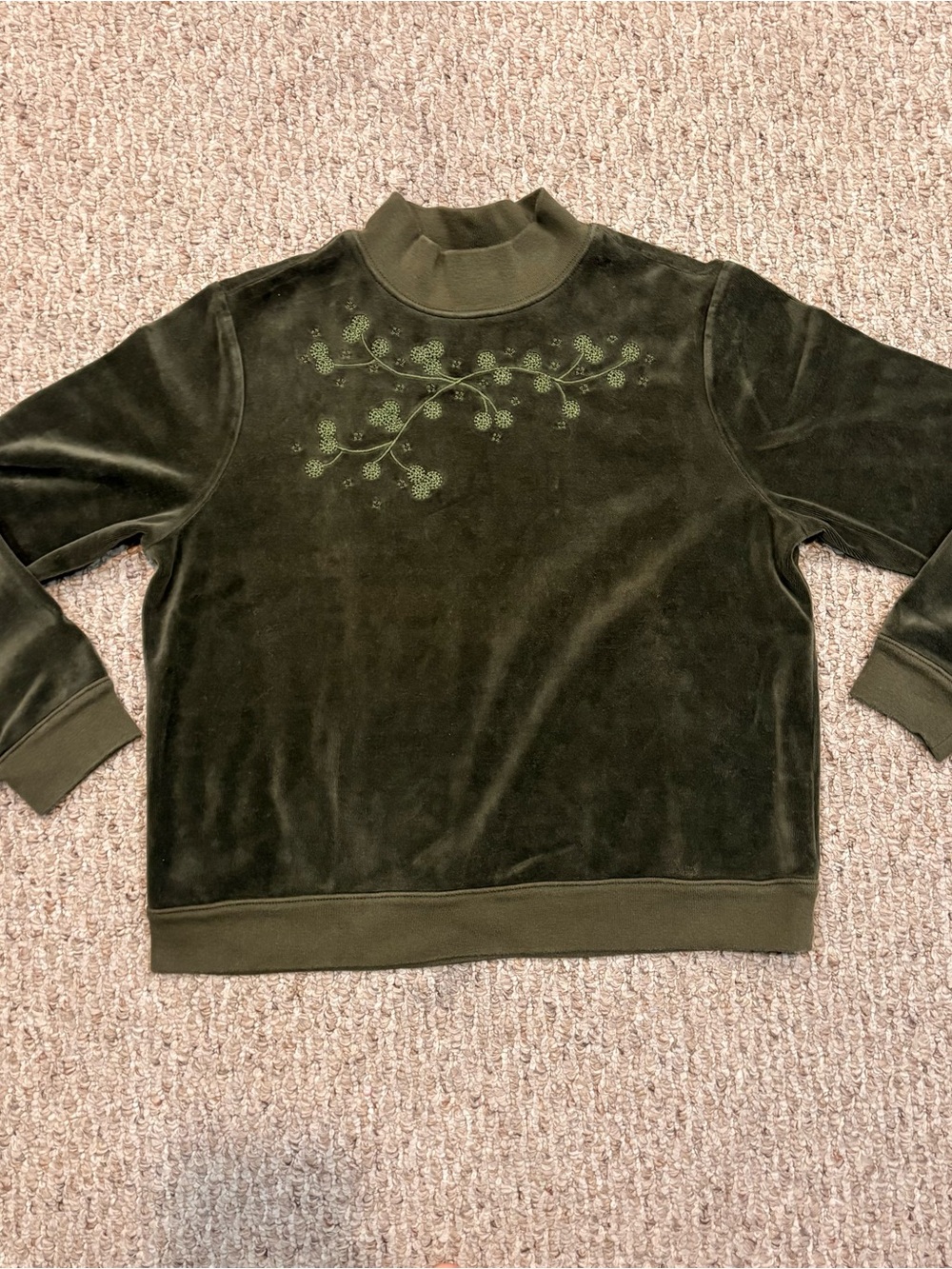 Vintage Y2K Breckenridge Women’s Floral Print Velour Velvet Crewneck Sweatshirt
